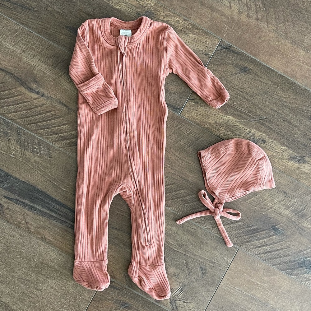 Kate Quinn Outfit